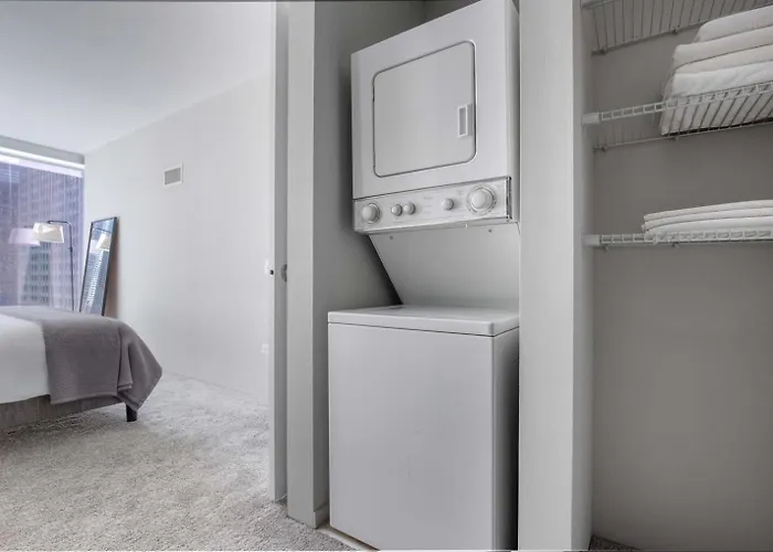 Streeterville 1br W Indoor Pool Nr Navy Pier Chi-996 Apartment Chicago